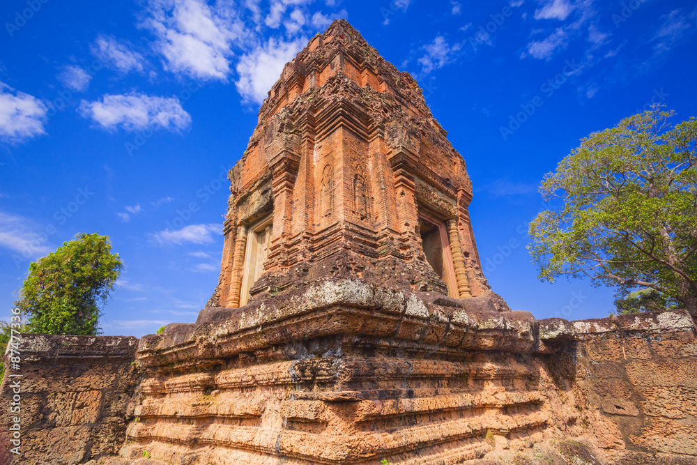 Baksei Chamkrong, 10th century Hindu temple, part of Angkor Wat Baksei Chamkrong, 10th century Hindu temple, part of Angkor Wat