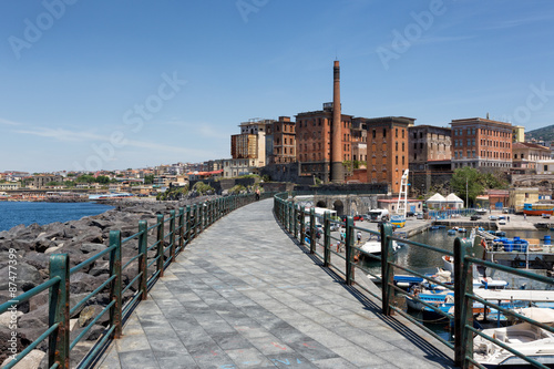 Torre del Greco (Napoli, Italia) - A view of the harbor 