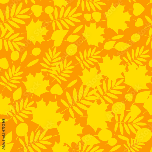 Seamless pattern with autumn leaves 