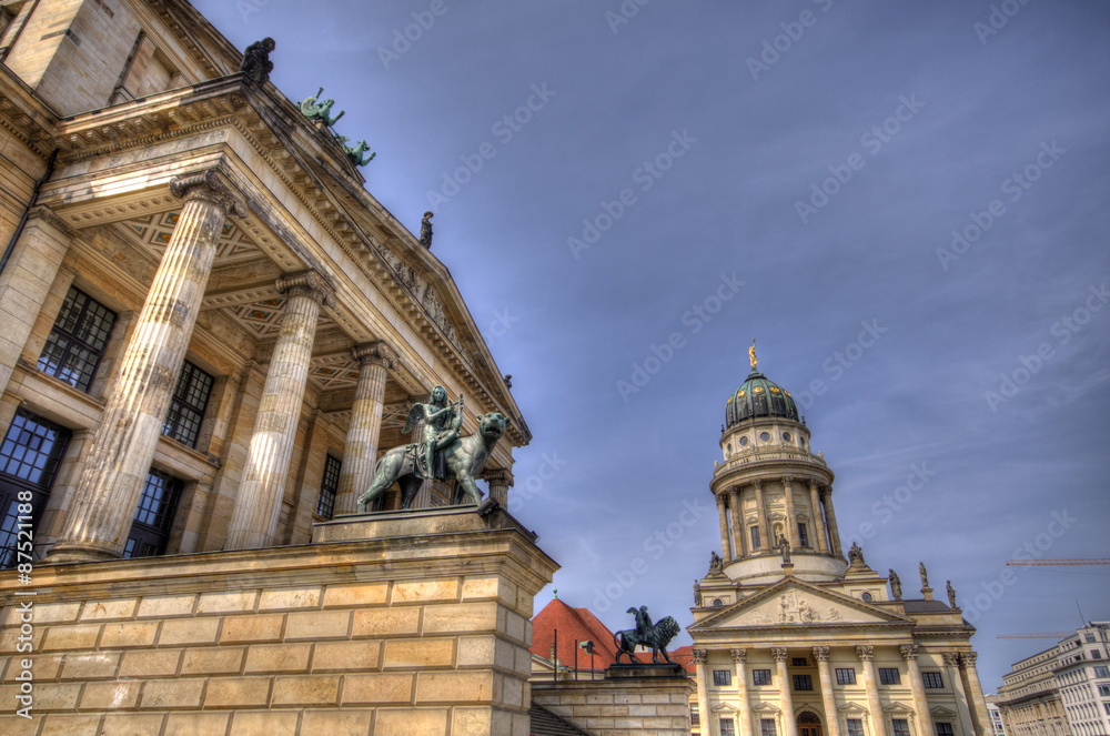 Fototapeta premium Berlin Schauspielhaus und Französischer Dom