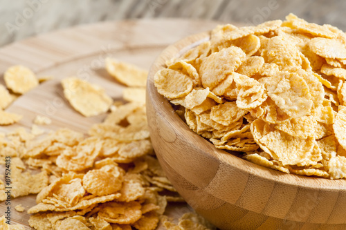 Corn flakes in a bowl, selective focus photo
