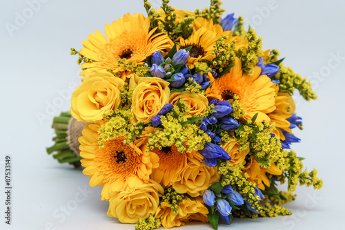 natural flowers wedding bouquet