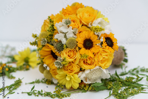 natural flowers wedding bouquet