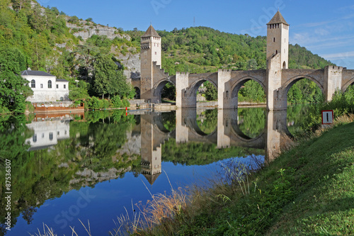 Refets du pont Valentré dans le Lot à Cahors