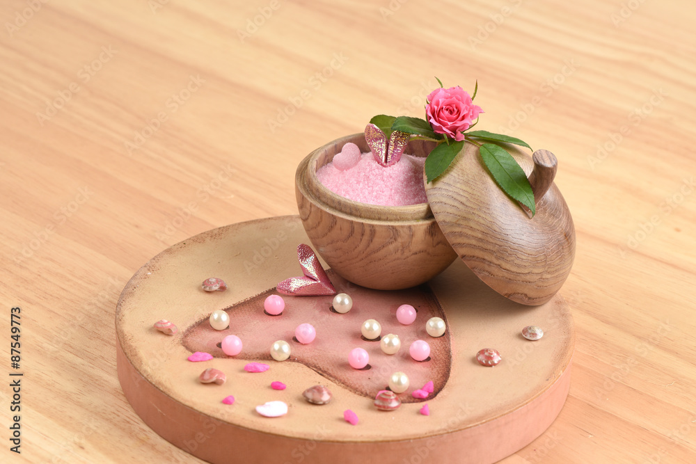 Salt Spa for polishing. Salt Spa for polishing.