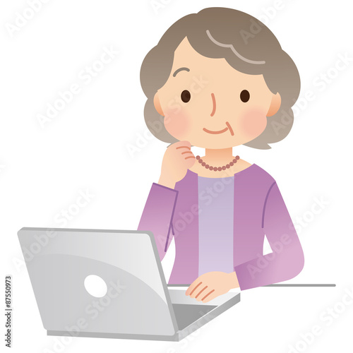 高齢者　女性　パソコン操作