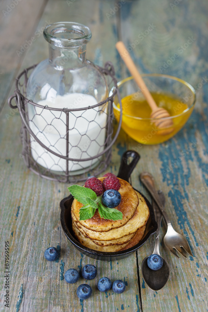 Pancakes with berries Pancakes with berries