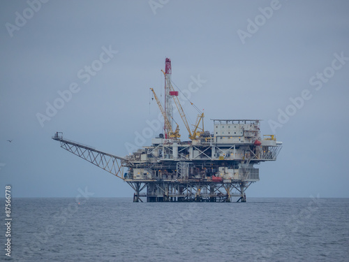 Oil platform