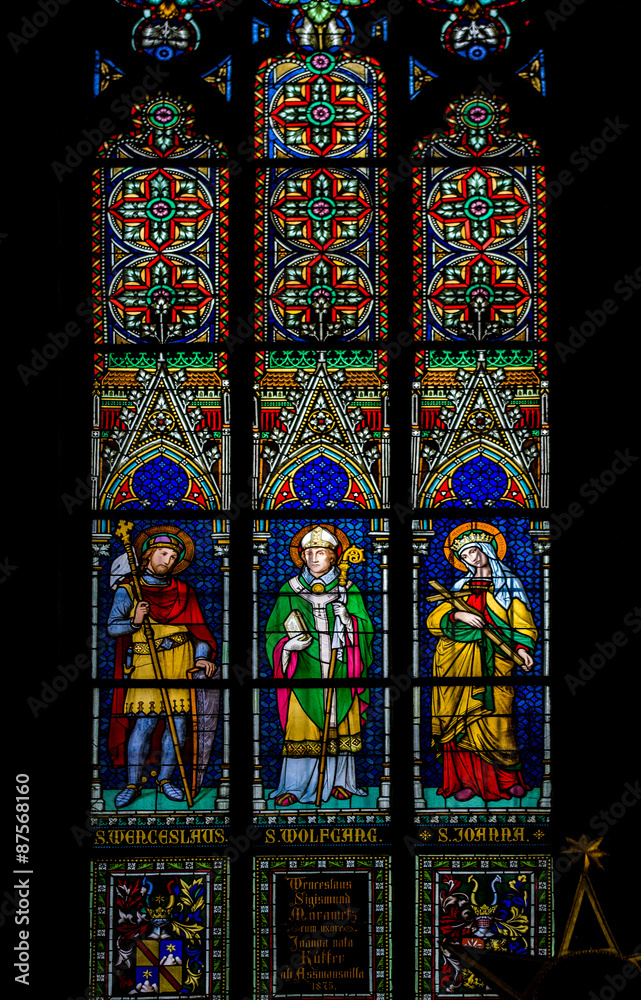 プラハ聖ヴィート大聖堂内ステンドグラス