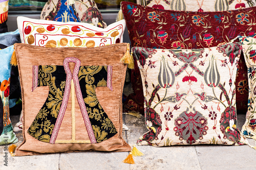 Naklejka premium oriental cushions