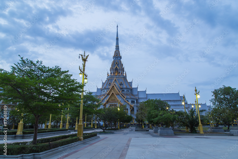 White chapel at Wat Sothonwararam