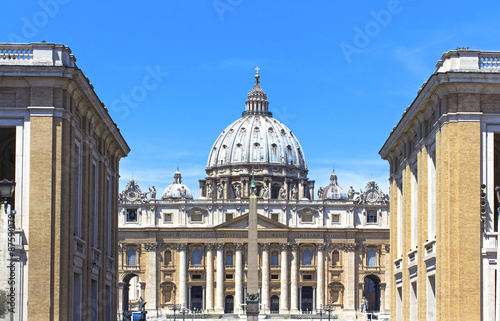 Saint Paul's Cathedral in Rome, Italy © artemis_lady