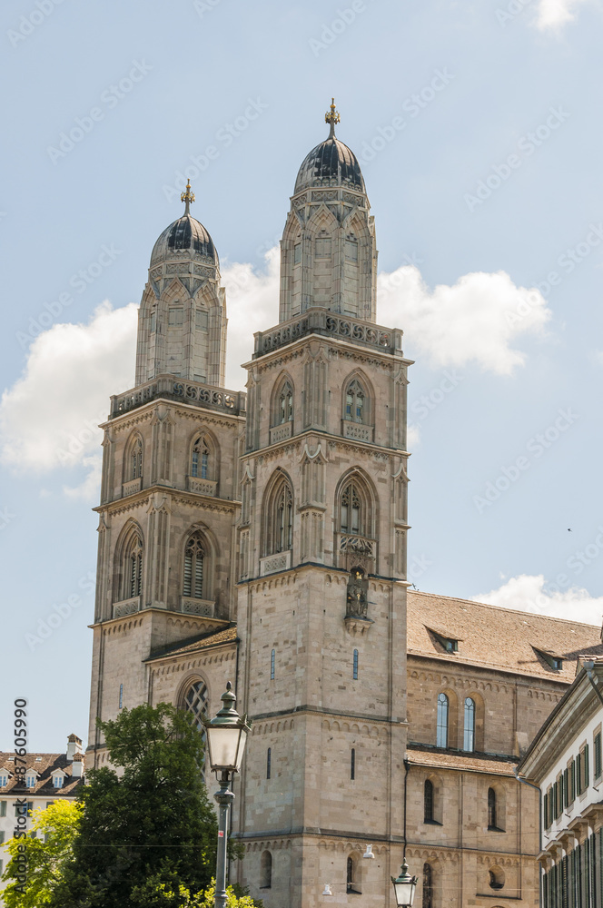 Zürich, Altstadt, Stadt, Grossmünster, Münster, Kirche, Kirchtürme, Aussichtsturm, Limmat, Sommer, Schweiz