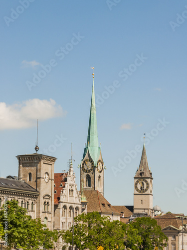 Zürich, Altstadt, Limmat, Fraumünster, Sankt Peter Kirche, Kirche, Kirchtürme, Sommer, Schweiz