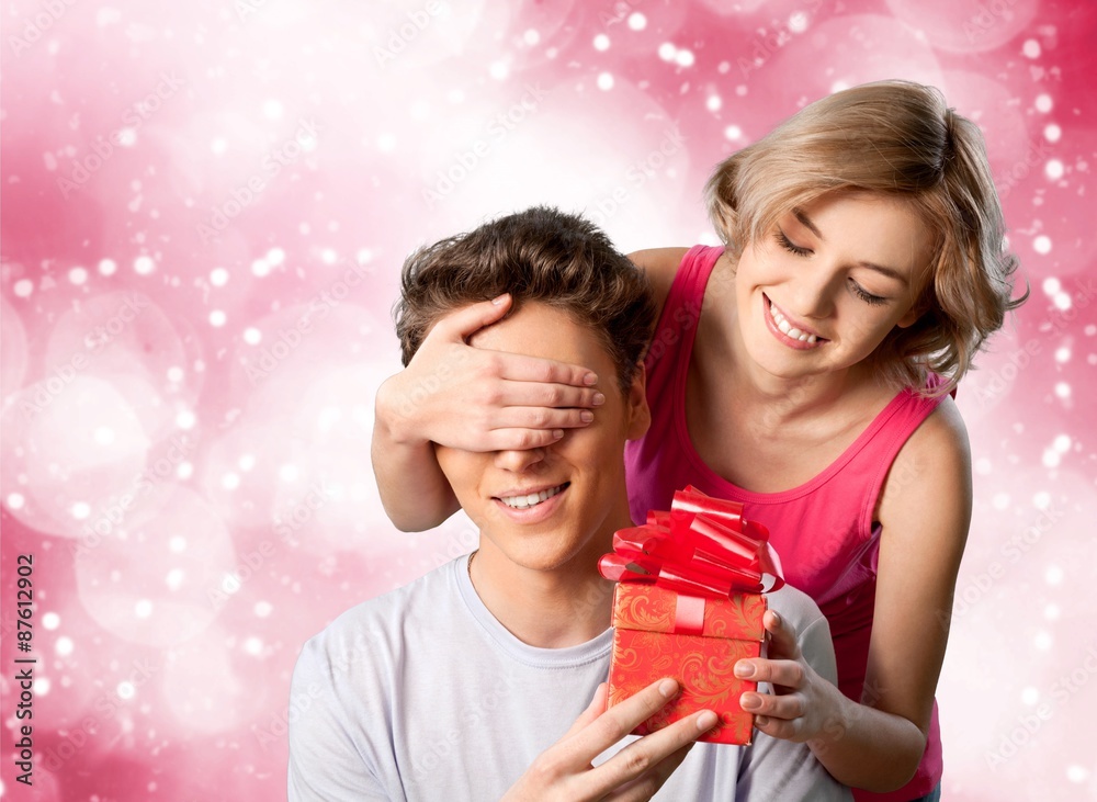 Gift, Couple, Heterosexual Couple.