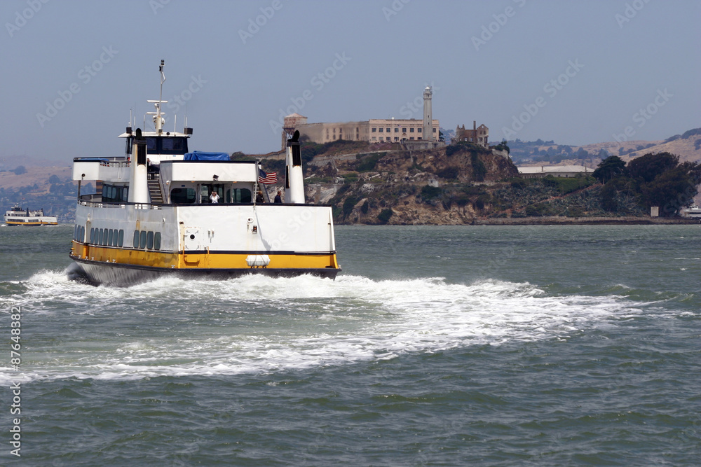 Fototapeta premium Alcatraz Island Ferry