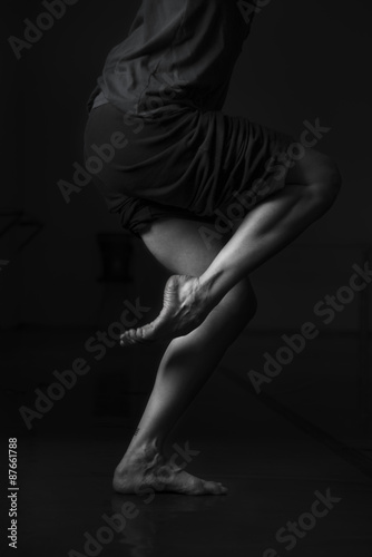 Woman Contemporary Dancer Legs and Pointe Black and White
