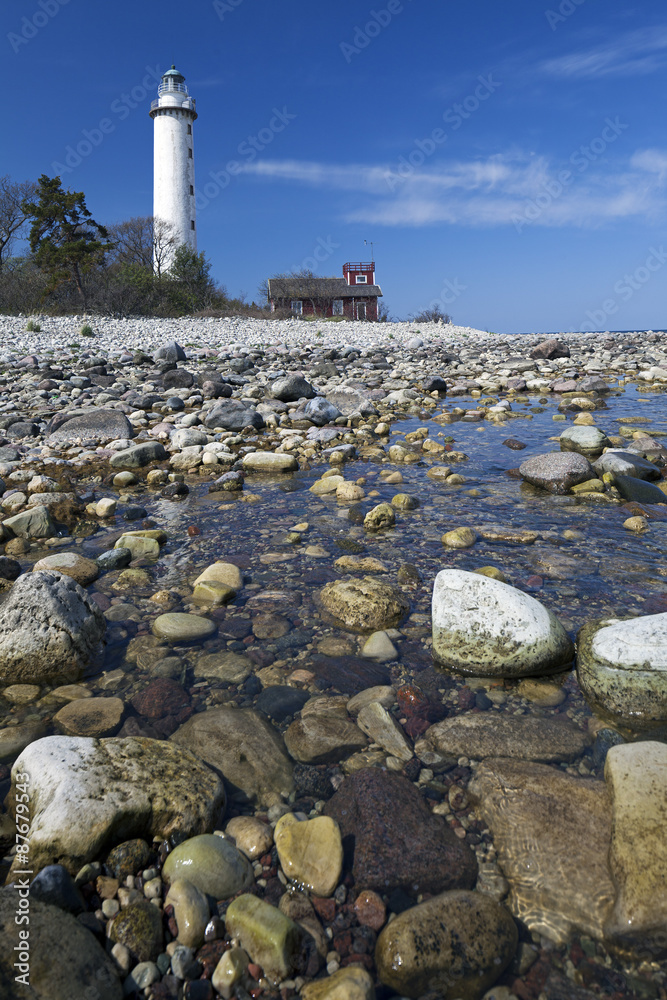 Fototapeta premium Der Leuchtturm Långe Erik an der Nordspitze der Insel Öland, Schweden