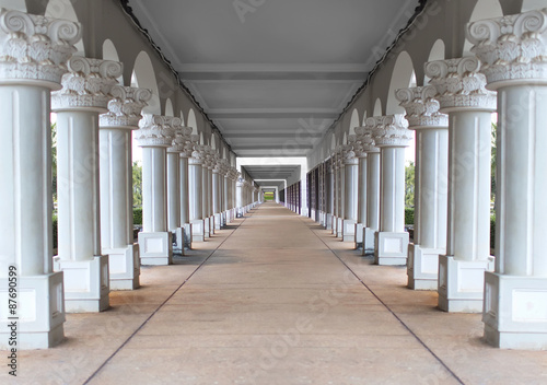 corridor with columns © Glebstock