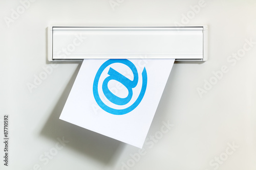 E-mail through letterbox