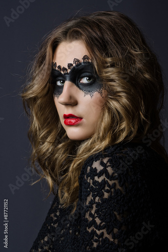 Fototapeta Naklejka Na Ścianę i Meble -  Beauty Girl.Fashion Art Woman Portrait with fashion mask makeup