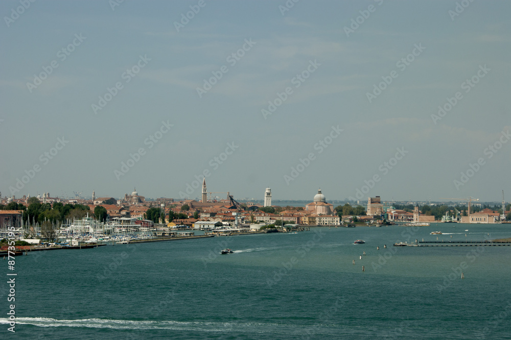 Orillas del puerto de Venecia