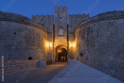 Canvas Print Knight castle at night - Rhodes island