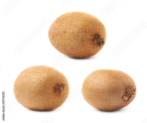 Single whole kiwifruit isolated