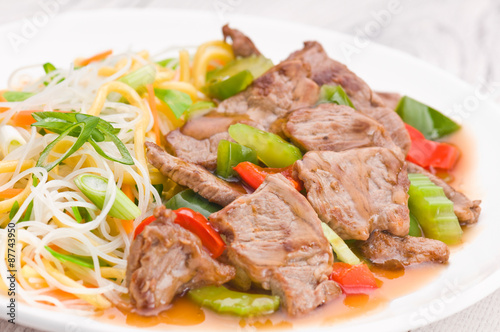 Mongolian Noodles with Beef