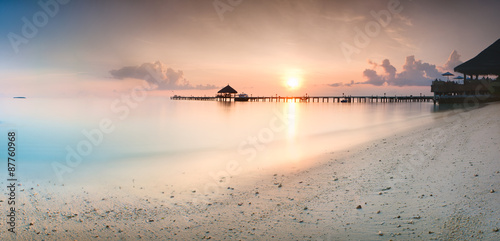 Panorama wschodu słońca na Malediwach