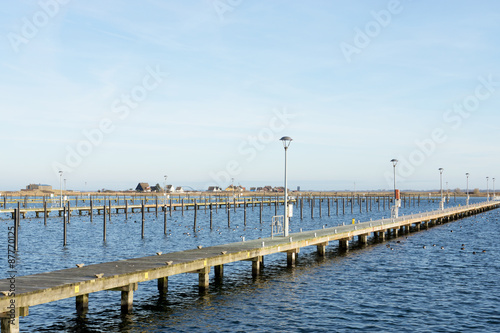 Winterlich leere Marina in Heiligenhafen an der Ostsee  Deutschland