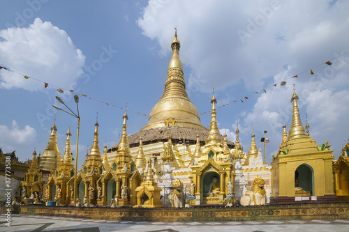 Landmark of Yangon, Shwe-dagon pagoda, Myanmar © murmakova