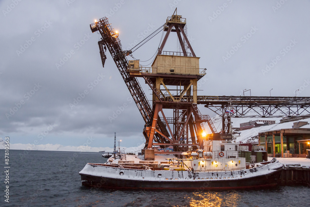 Fototapeta premium Barentsburg port - Russian village on Spitsbergen