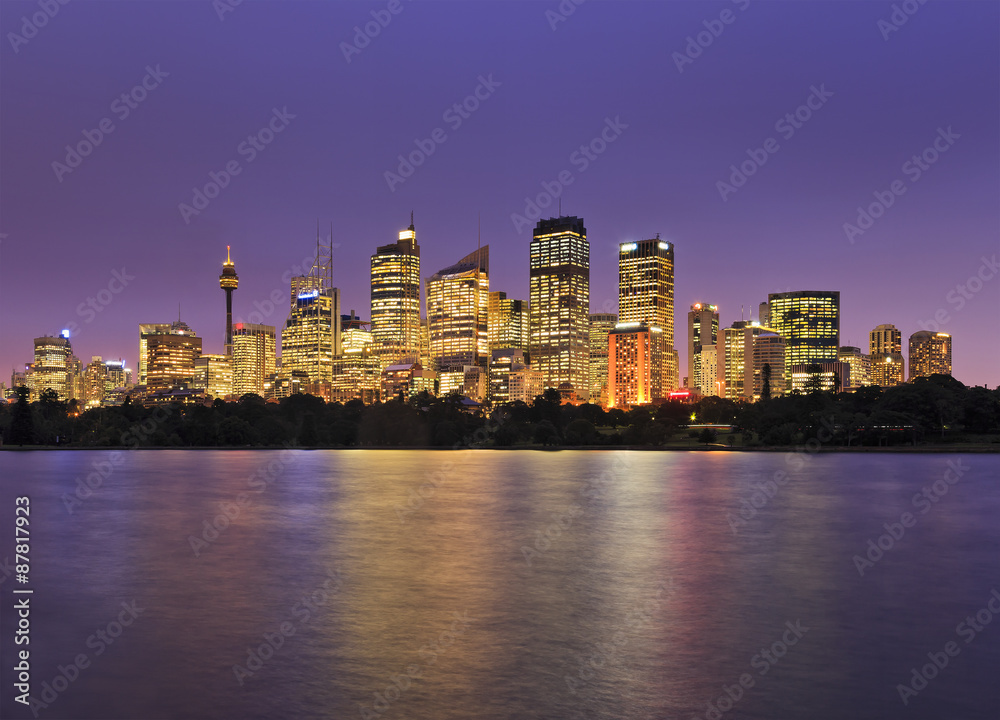 Obraz premium RBG city blue sunset 32mm