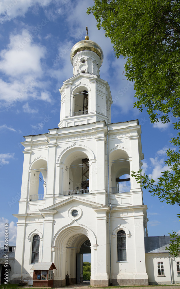 Колокольня Свято-Юрьева мужского монастыря. Великий Новгород