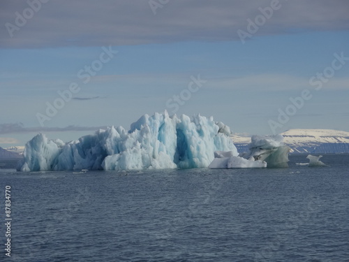 L'iceberg ou la glace bleue