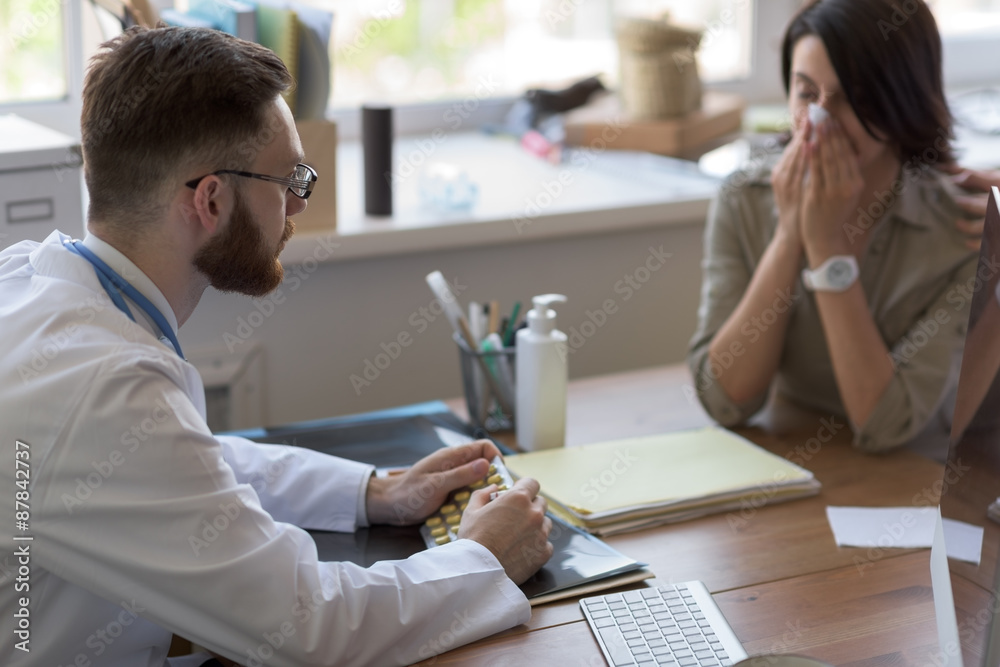 Fototapeta premium Doctor prescribing medication