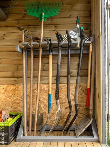 Obraz na płótnie Rack with garden tools