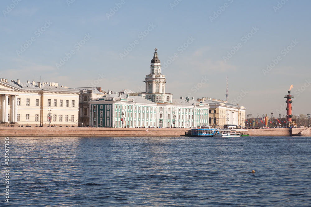 Санкт-Петербург. Вид на Неву