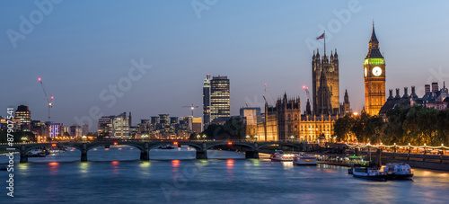 Big Ben and Westminster abbey at night in London, UK