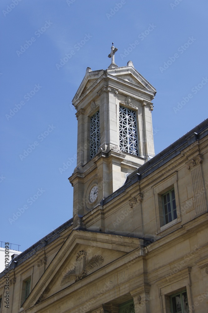 Clocher d'église à Paris