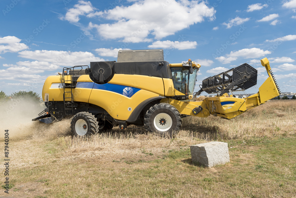 Obraz premium Mähdrescher