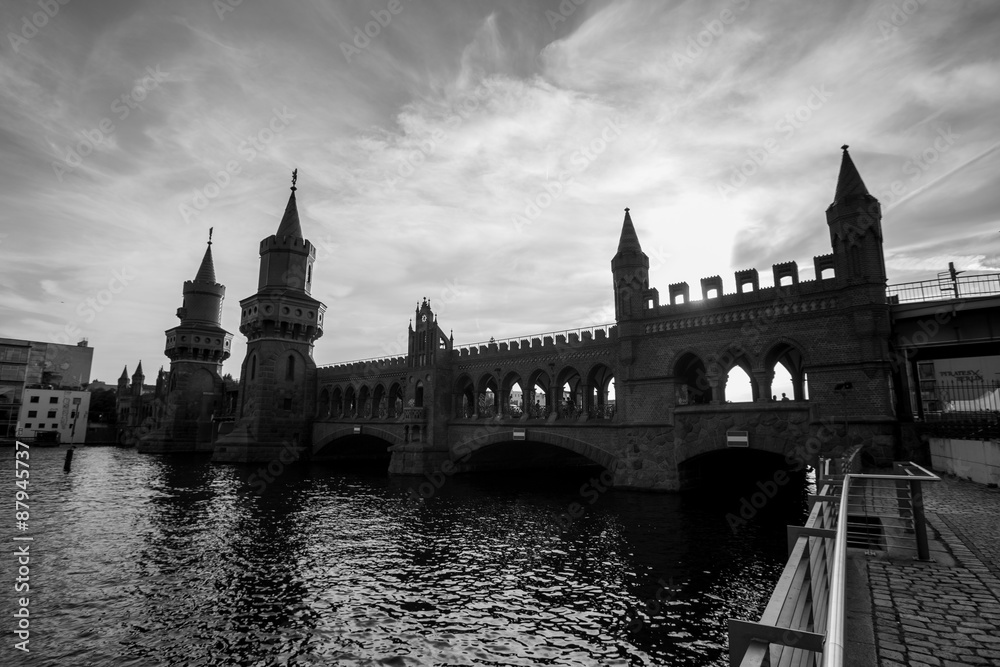 oberbaum bridge in berlin germany in black and white