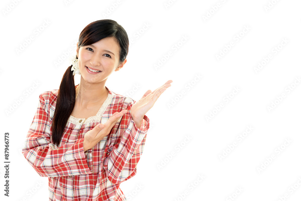 パジャマ姿の女性 パジャマ姿の女性