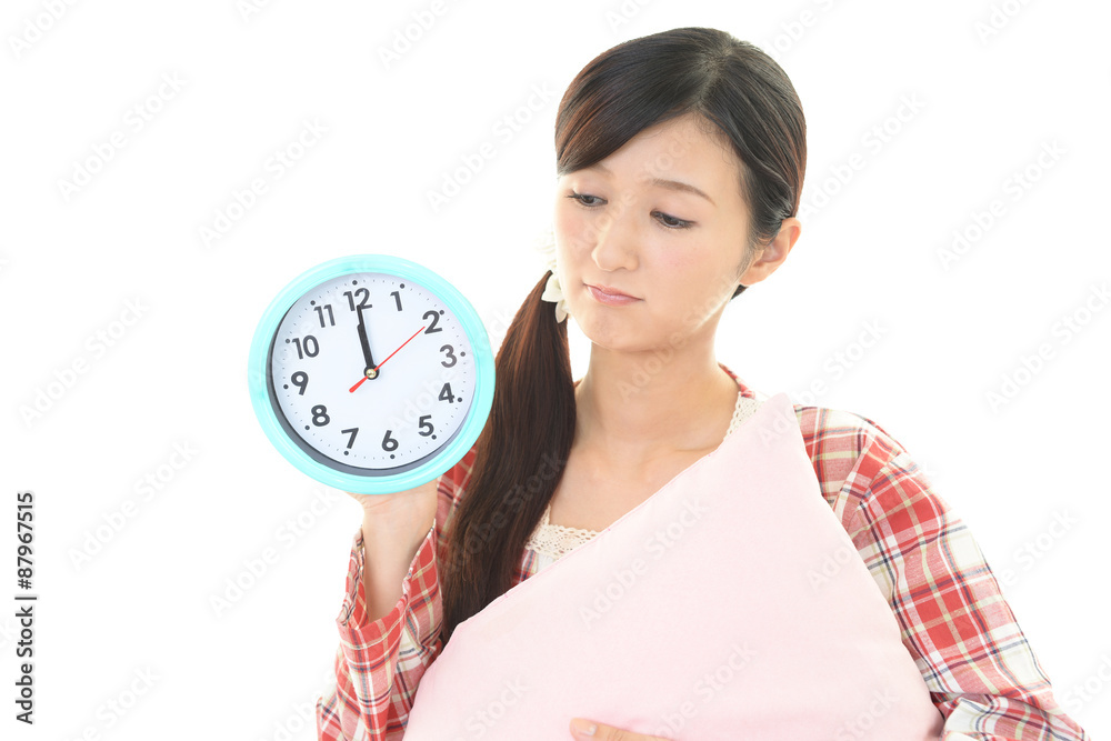 パジャマ姿の女性