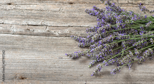 Fototapeta Naklejka Na Ścianę i Meble -  Lavender flowers on wooden background. Vintage still life