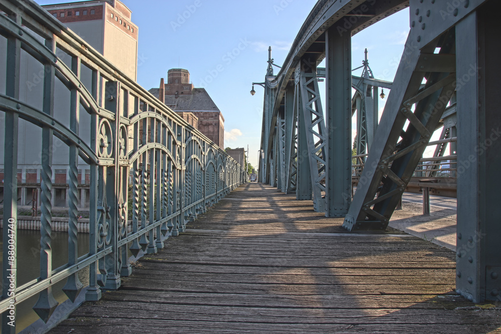 Drehbrücke in Krefeld Uerdingen
