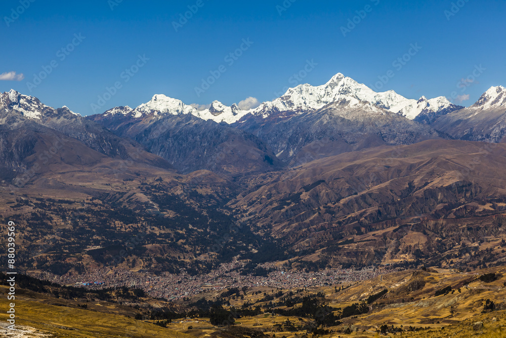 Fototapeta premium Cordiliera Blanca, Huaraz, Peru, South America