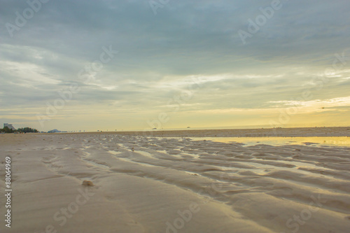 Fototapeta Naklejka Na Ścianę i Meble -  sand and beach with sunset