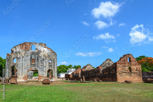 Wallpaper Mural Great palace of king Narai, King of Ayutthaya kingdom. Torontodigital.ca